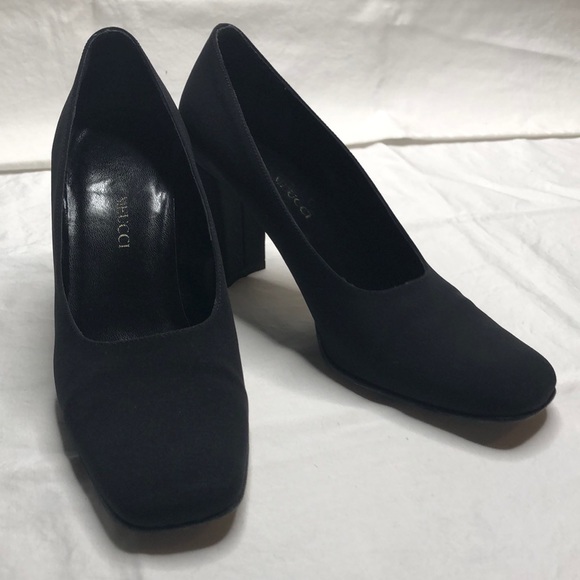 Sesto Meucci “Colette,” Black Fabric Heels/Pumps, W7.5 M, w/3.25” Heel - Picture 13 of 16